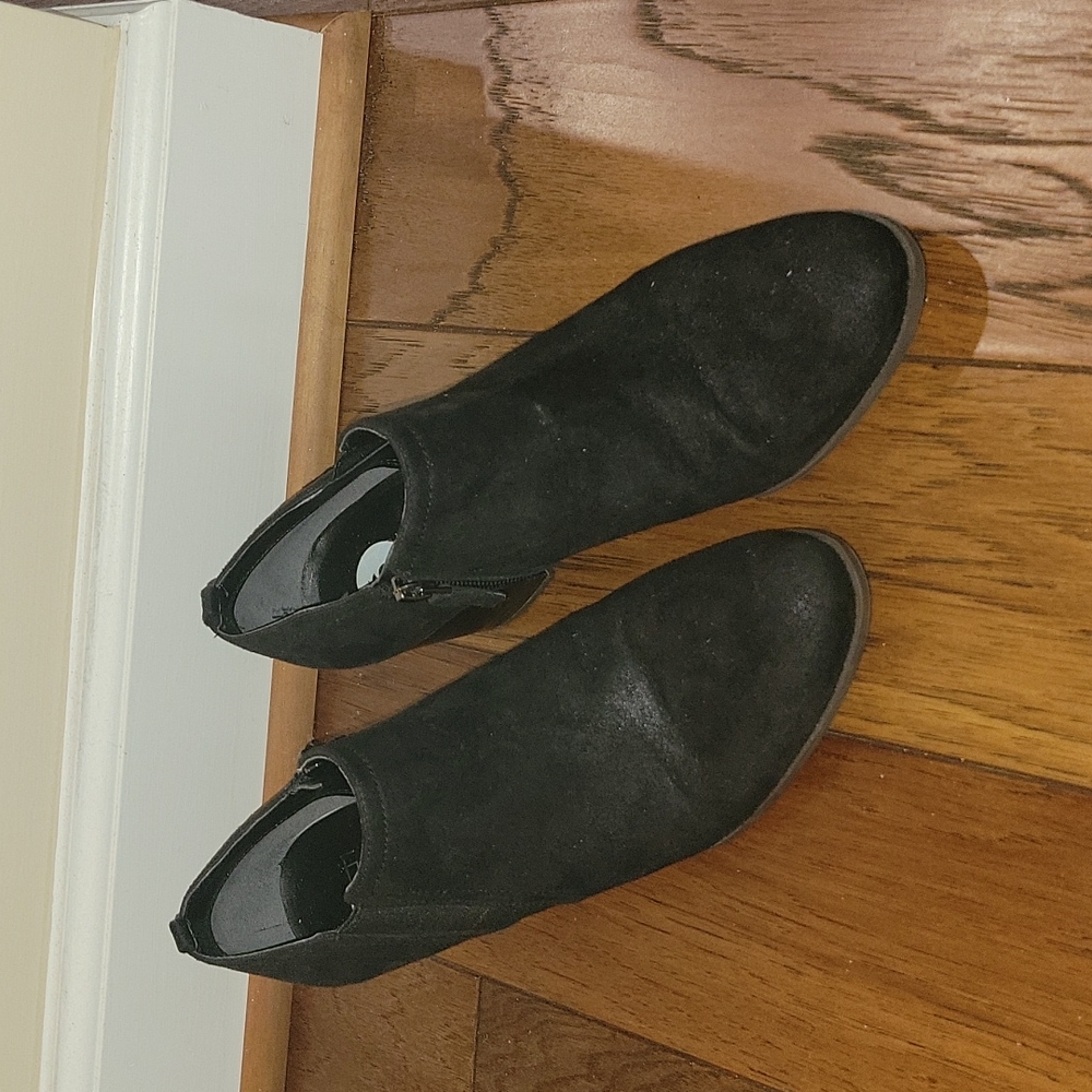 Franco Sarto black heeled ankle booties 9 - Picture 2 of 7